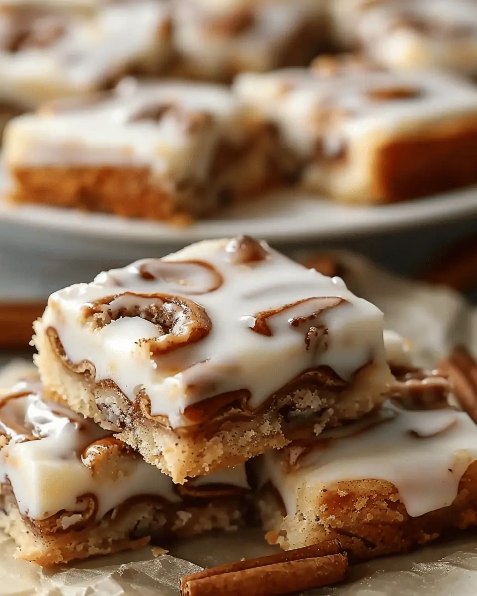 Cinnamon Roll Bliss Bars: Indulgent and Easy Homemade Treats